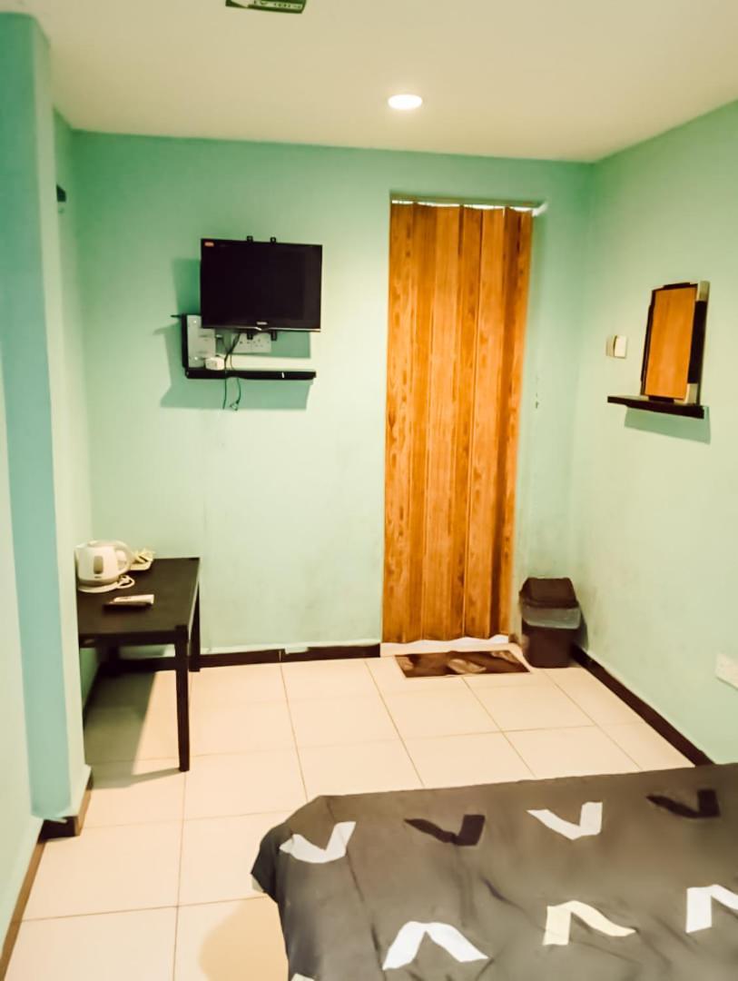 Brilliant Empire Hotel Malacca Екстер'єр фото