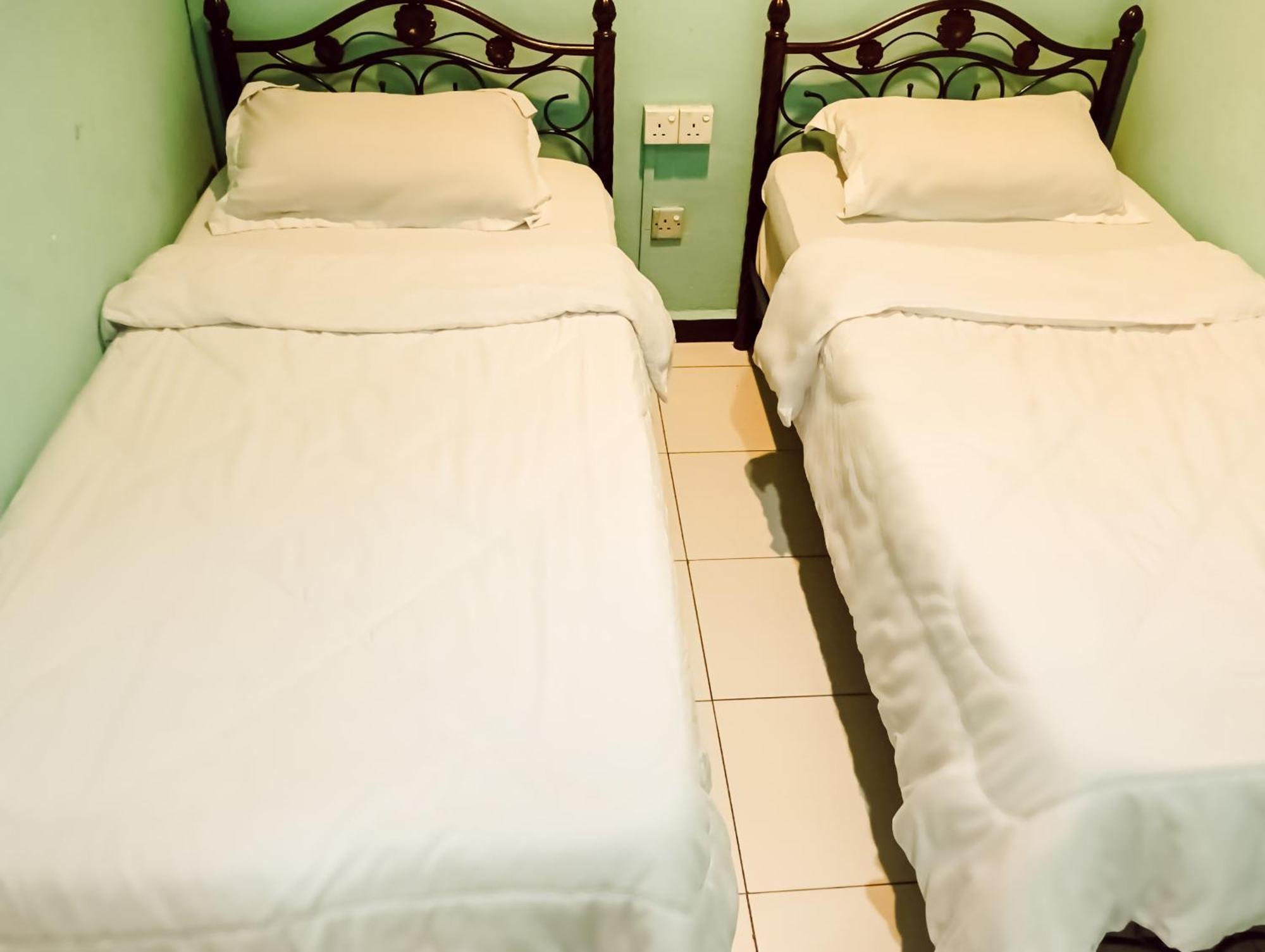 Brilliant Empire Hotel Malacca Екстер'єр фото