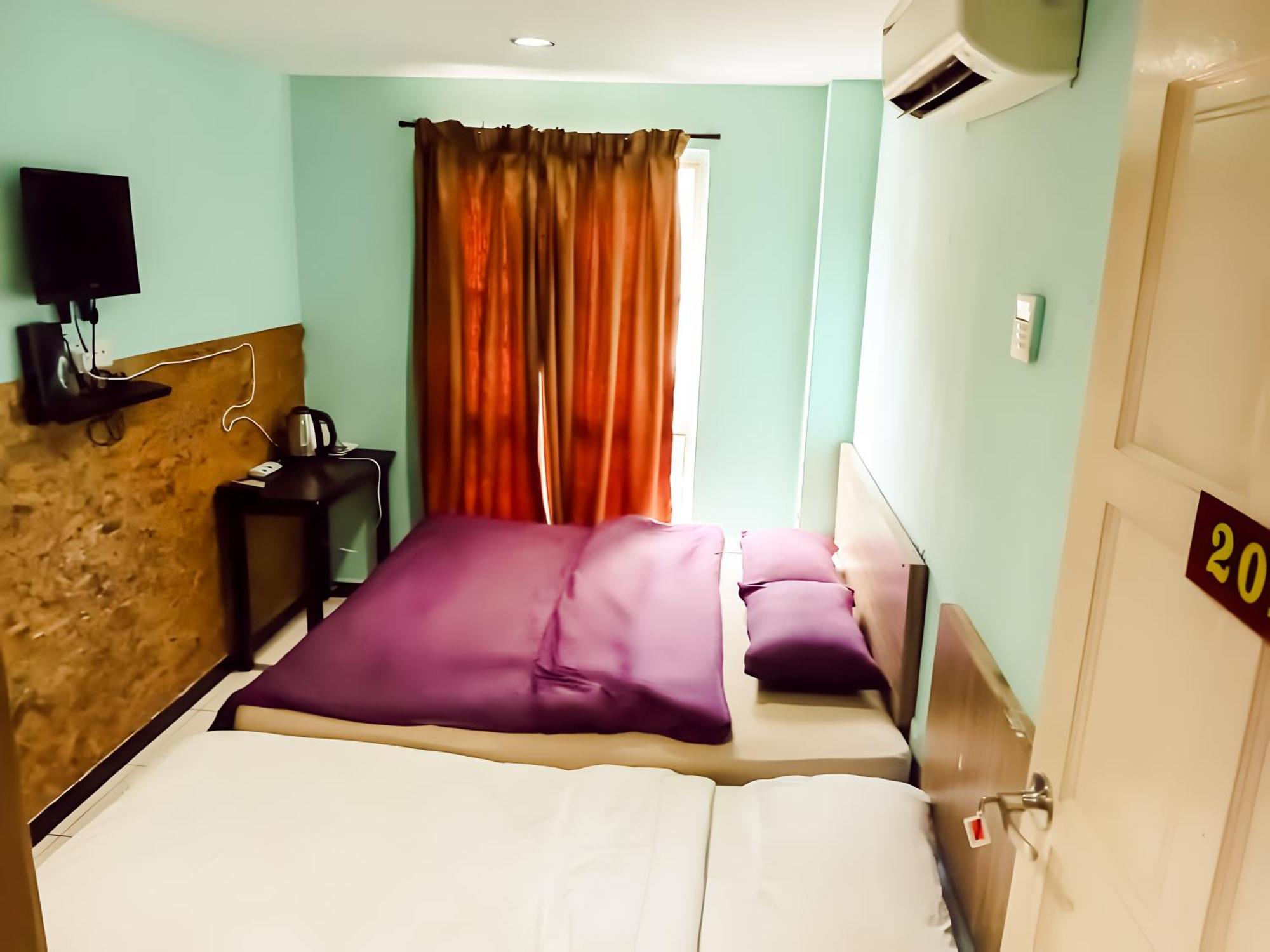 Brilliant Empire Hotel Malacca Екстер'єр фото