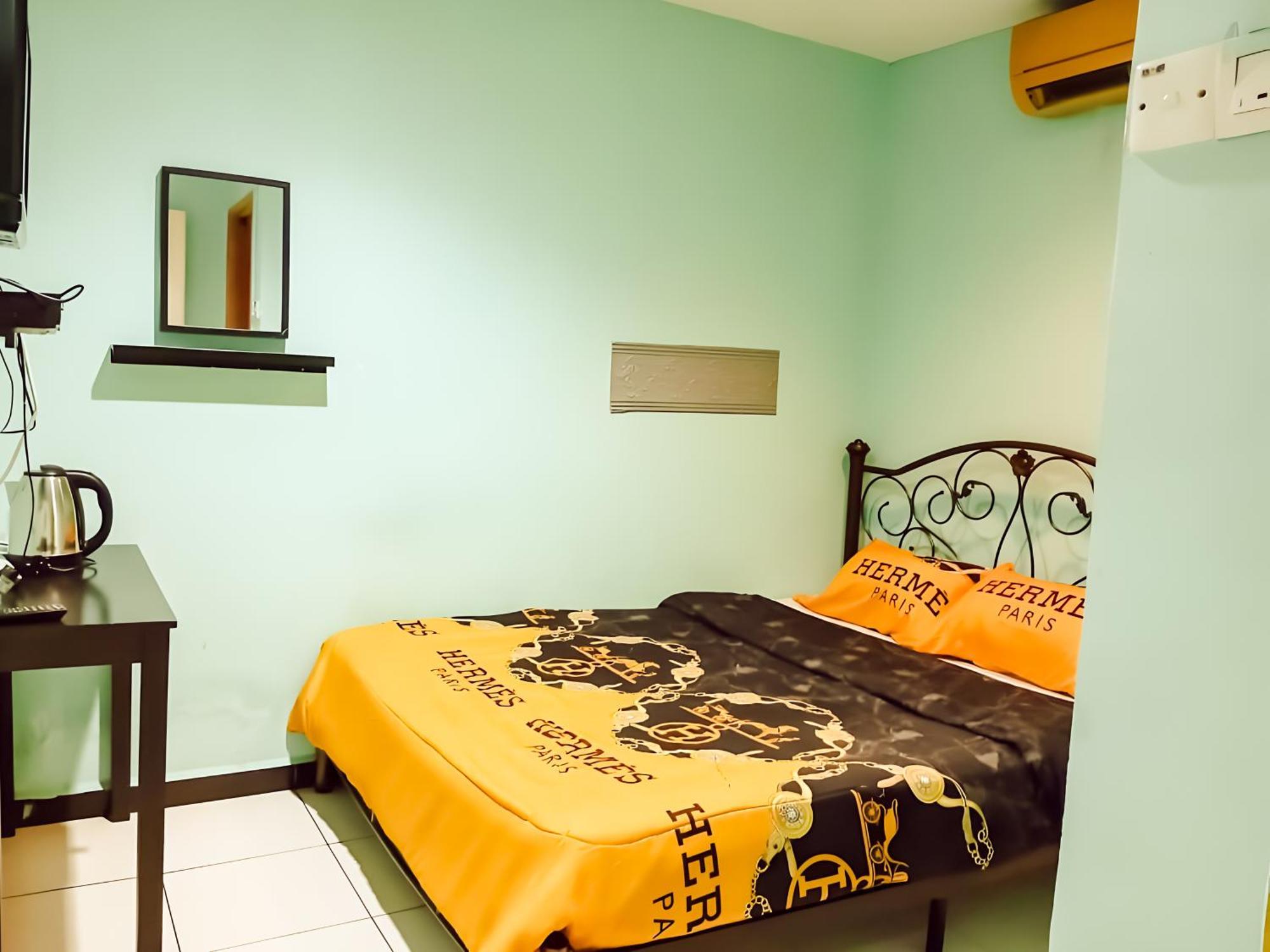 Brilliant Empire Hotel Malacca Екстер'єр фото