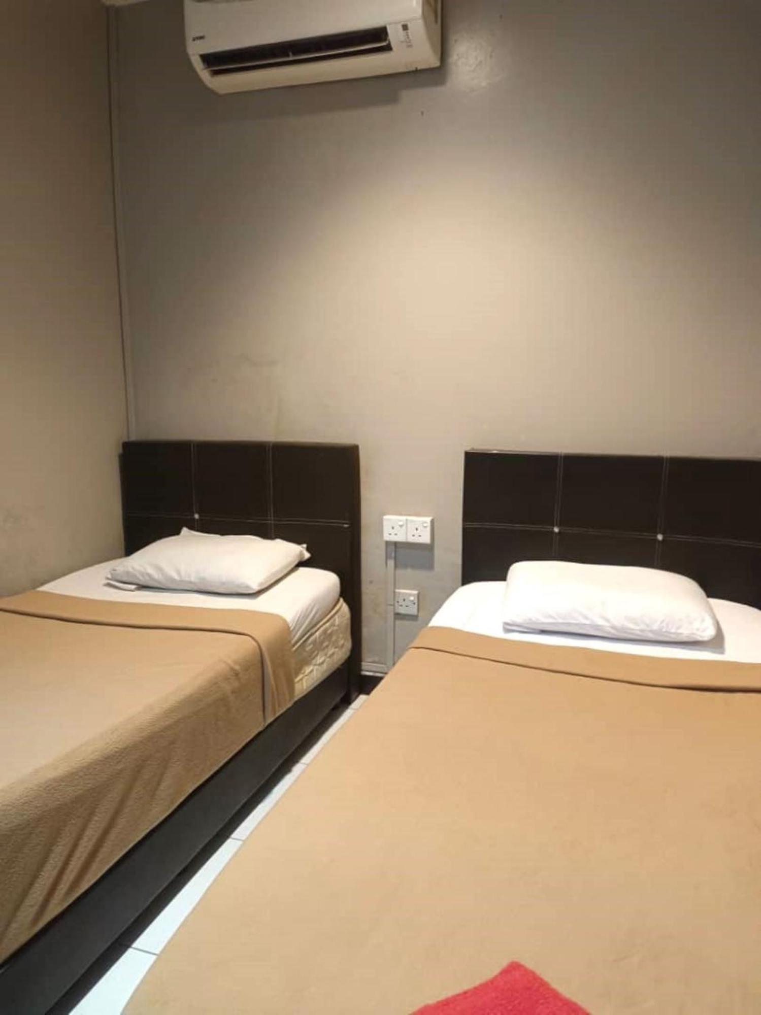 Brilliant Empire Hotel Malacca Екстер'єр фото